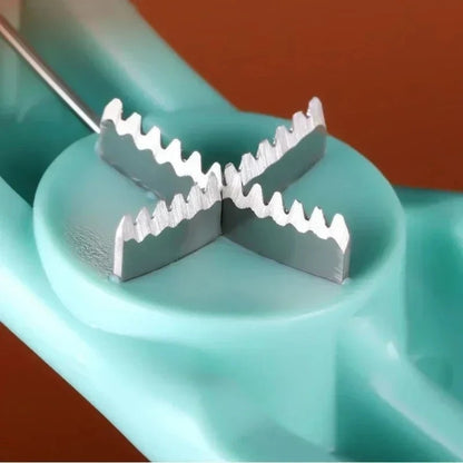 casse noix lame tranchante chataigneflex