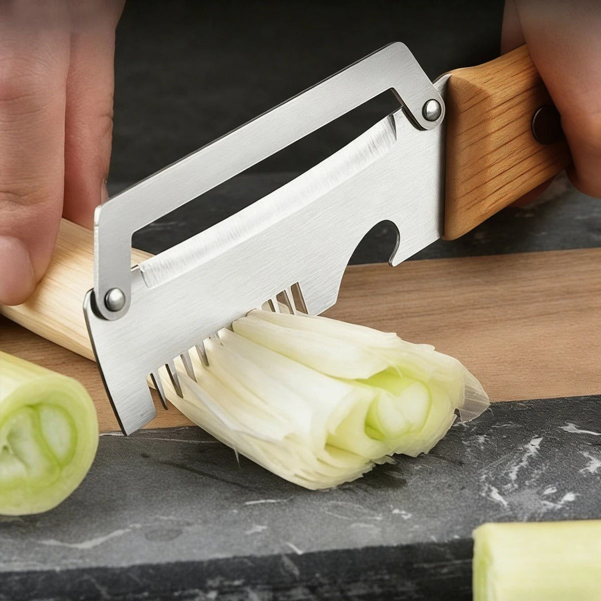 éplucheur à légumes polyvalent 3 en 1 inox ergonomique